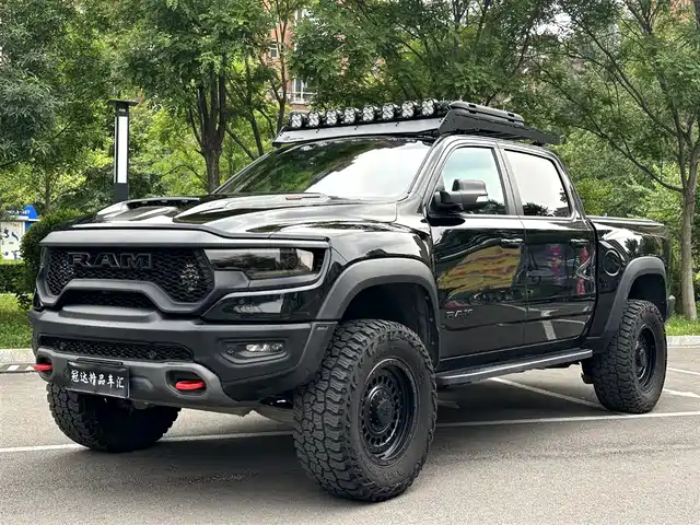 RAM Trucks 2022 6.2 T