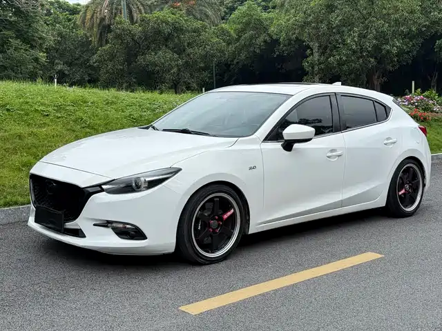 Mazda 3 2017 2.0 L ATLuxury V