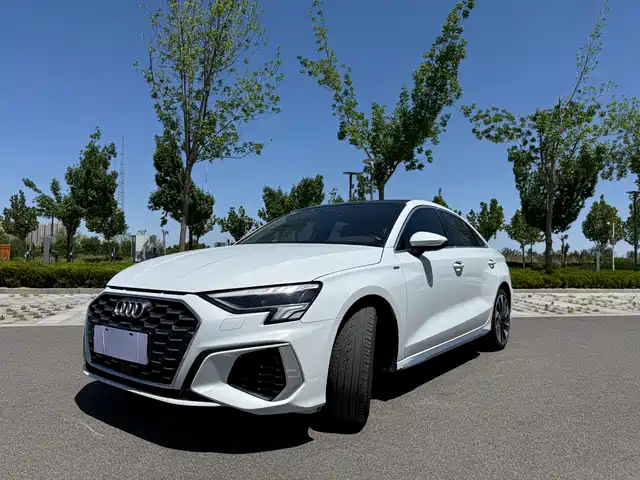 Audi A3 2024 A 3 L Limousine 35 TFSI Sport