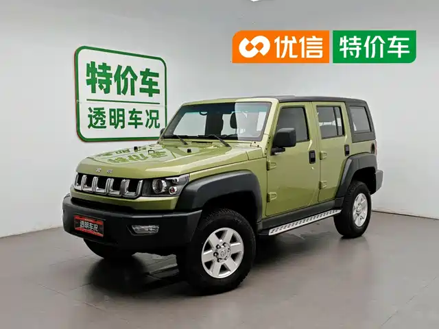 BAIC BJ 40 2016 40 L 2.0 T MT 2 WD