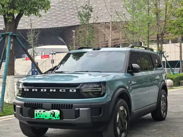 Ford Bronco