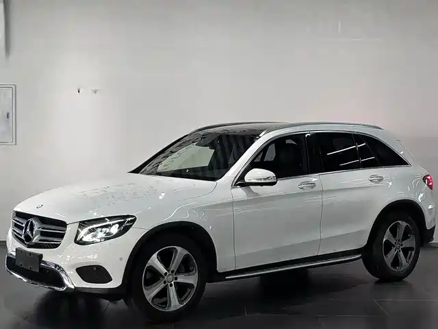 Mercedes-Benz GLC 2016 GLC 260 4 MATIC Luxury