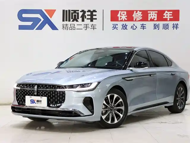 Lincoln Z 2022 i