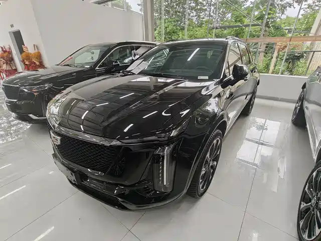 Cadillac XT 5 2025 2.0 T