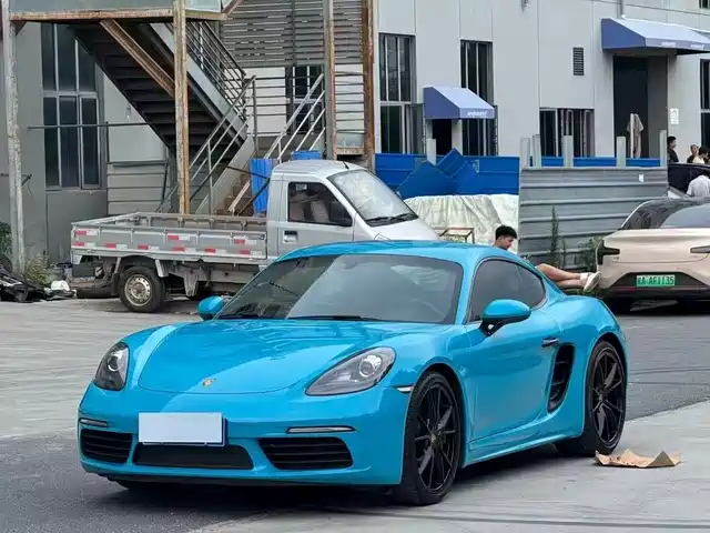 Porsche 718 2018 Cayman 2.0 T