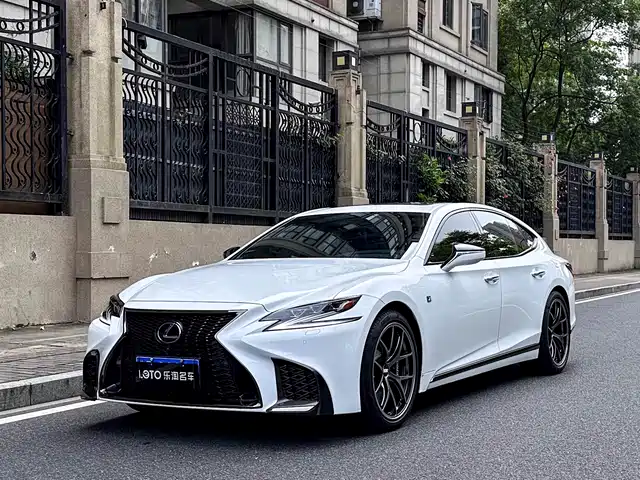 Lexus LS 2020 500h F SPORT VI