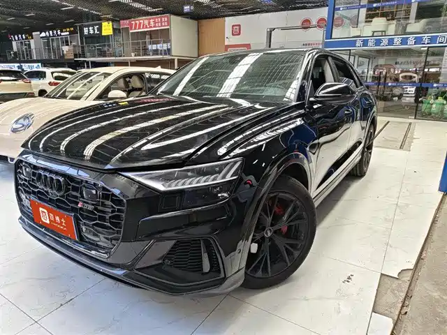 Audi Q 8 2022 55 TFSI