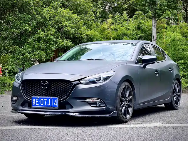 Mazda 3 2019 1.5 L ATLuxury VI