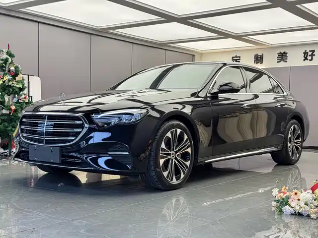 Mercedes-Benz E-Class 2025 E 300 L Luxury