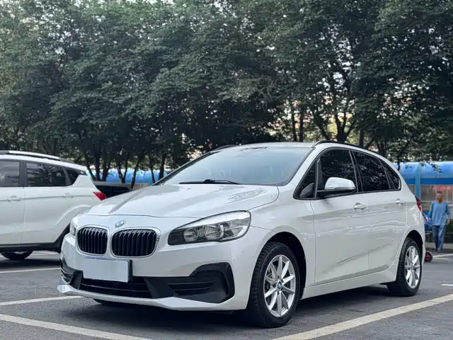 BMW 2-Series 2018 218i