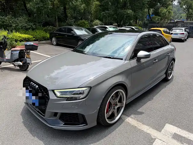Audi RS 3 2017 RS 3 2.5 T Limousine