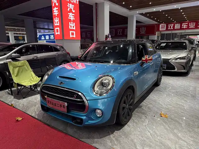 MINI Hatch