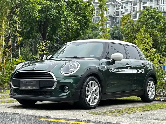 MINI Hatch
