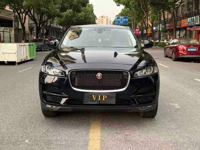 Jaguar F-PACE 2018 2.0 T 4 WDR-Sport