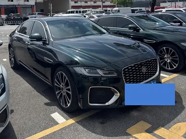 Jaguar XFL 2023 XFL 2.0 T P 250 2 WD