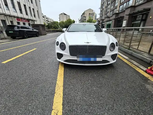 Bentley Continental GT