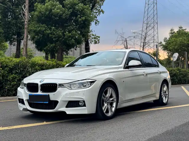 BMW 3-Series 2018 320i M