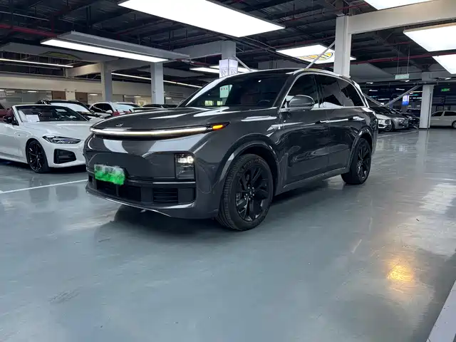 Li Auto L8 2023 Pro