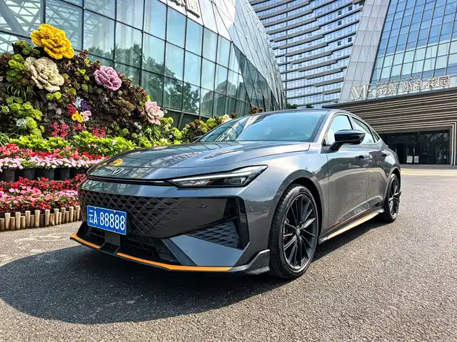 Changan UNI-V 2024 2.0 T Sport