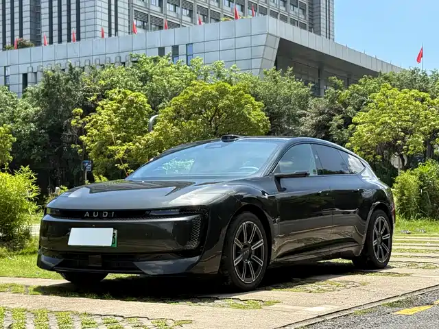 Audi E 5 Sportback 2026 quattro