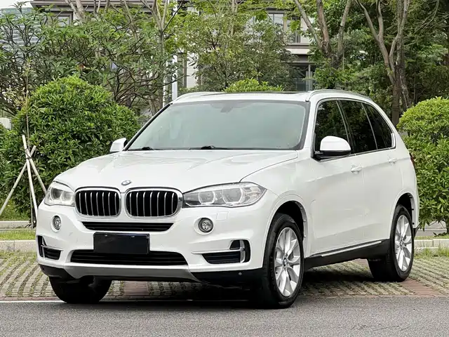 BMW X5 2018 x Drive 28i