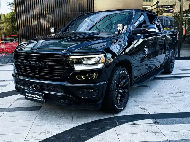 RAM Trucks 2019 5.7 L AT