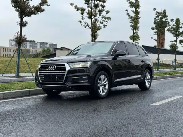 Audi Q7 2016 40 TFSI Comfort
