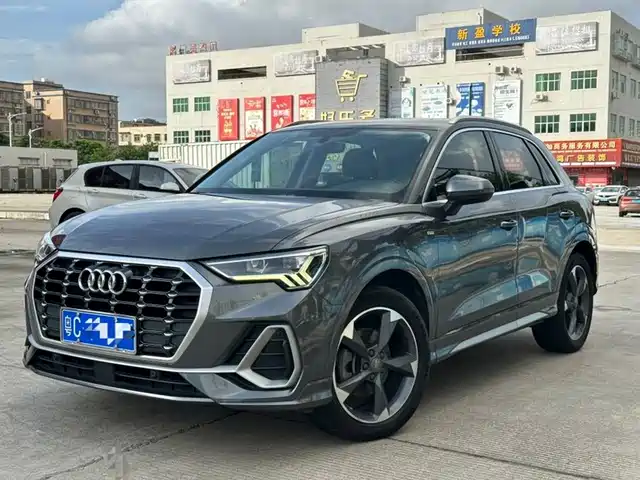 Audi Q 3 2019 40 TFSI