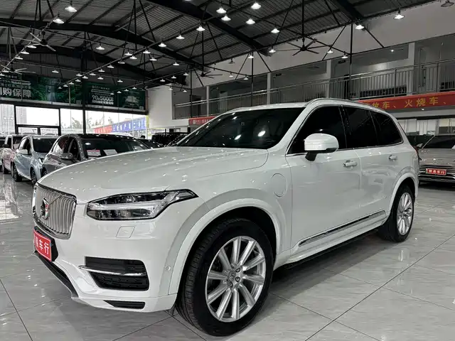 Volvo XC90 Hybrid 2018 E Hybrid T 8 7