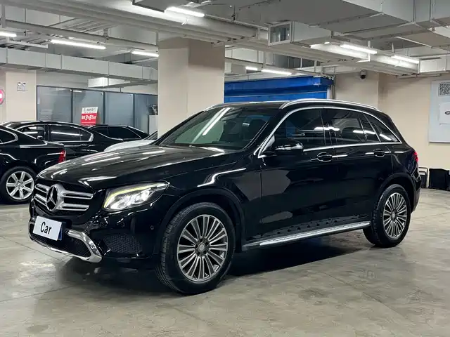Mercedes-Benz GLC 2016 GLC 260 4 MATIC Luxury