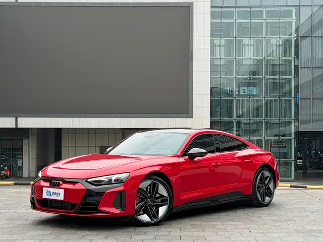 Audi RS e-tron GT 2023 Base