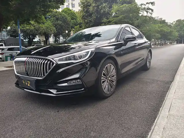 Hongqi H5 2022 1.8 T AT