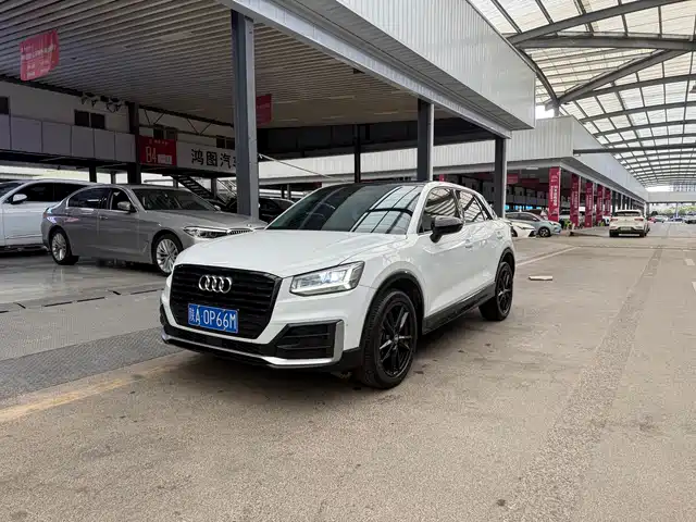 Audi Q2L 2018 35 TFSI V