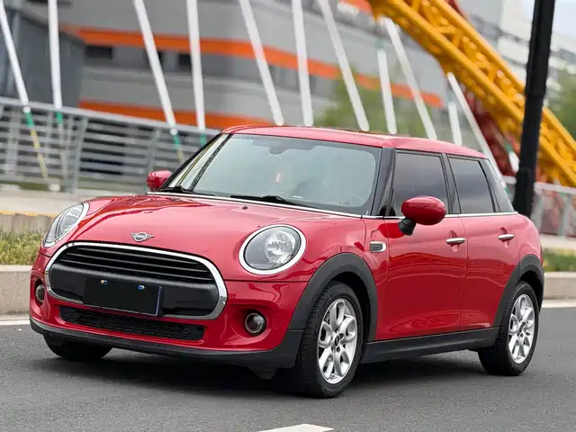 MINI Hatch