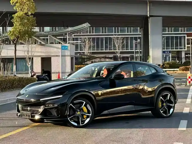 Ferrari Purosangue 2023 6.5 L V 12