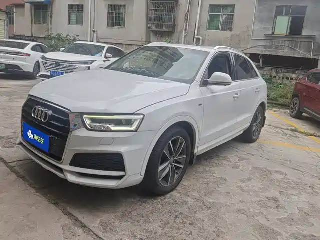 Audi Q 3 2018 30 TFSI