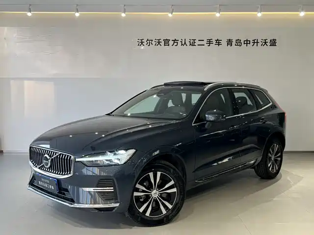 Volvo XC60 2025 B 5 4 WD
