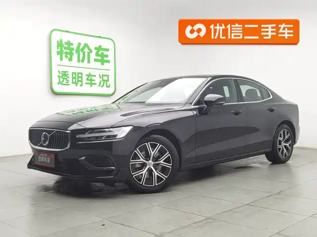 Volvo S60 2025 B 4