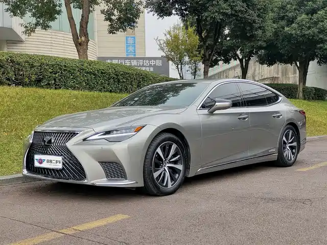 Lexus LS 2021 500h