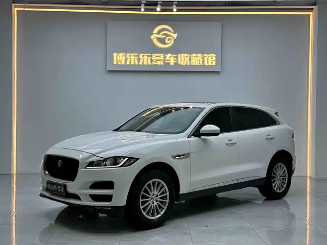 Jaguar F-PACE 2018 2.0 T 4 WD