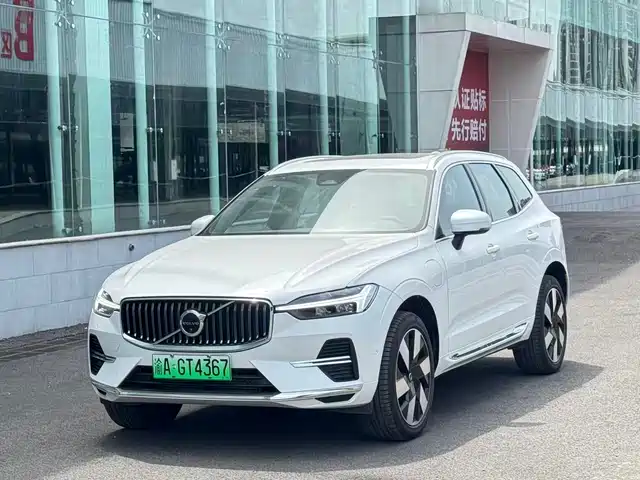 Volvo XC60 Hybrid 2025 Hybrid 4 WD