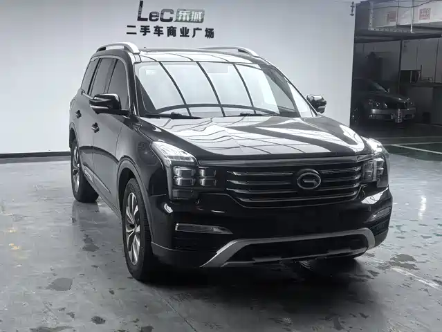 Trumpchi GS8 2017 320 T 2 WD ( )