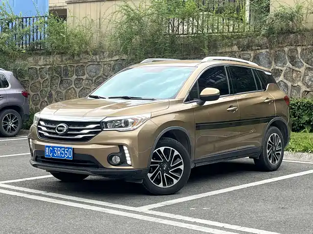 Trumpchi GS4 2016 235 T G-DCT