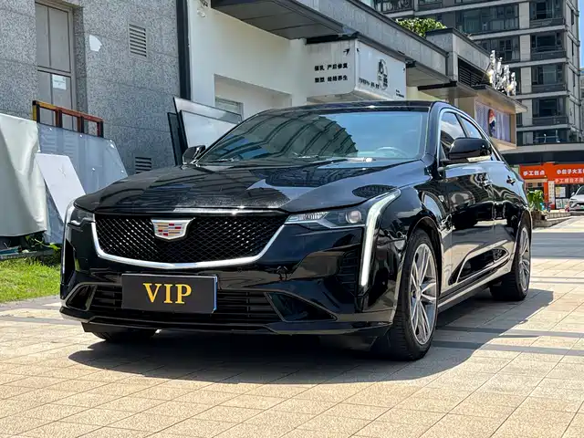 Cadillac CT 4 2021 28 T Luxury