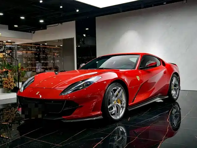 Ferrari 812 2017 6.5 L Superfast