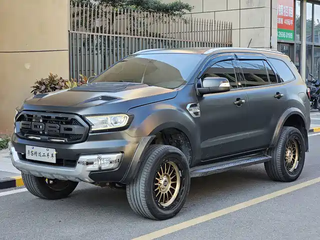 Ford Everest