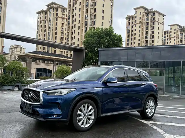 Infiniti QX 50 2018 2.0 T 2 WD
