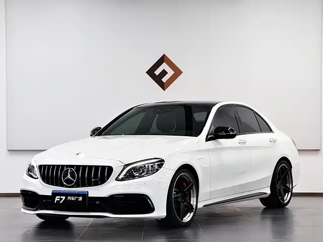 Mercedes-Benz C-Class 2019 AMG C 63