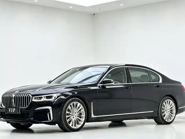 BMW 7-Series 2016 740 Li Leading