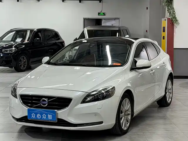 Volvo V40 2016 T 3